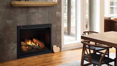 Heat & Glo: 6K Fireplace - primary view