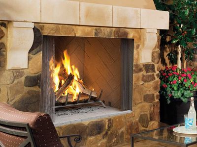 Superior: WRE4550 Outdoor Fireplace - primary view
