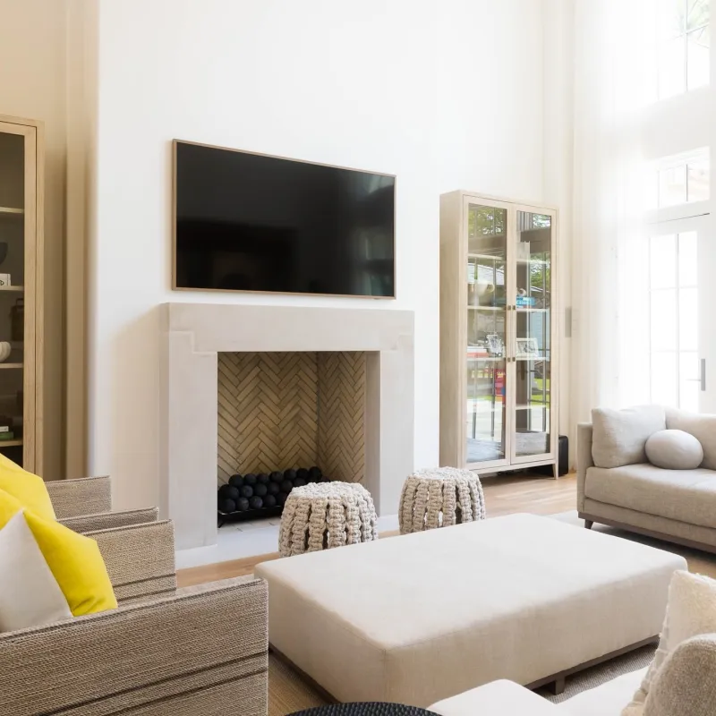 FireRock Rumford Fireplace in classic home with decorative mantle